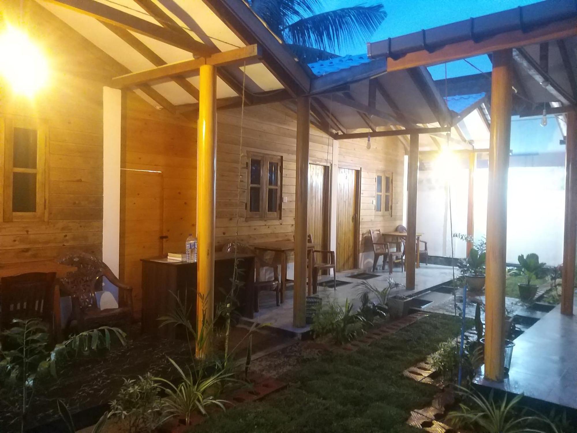 Dot Bey Beach Cabana Trincomalee Buitenkant foto