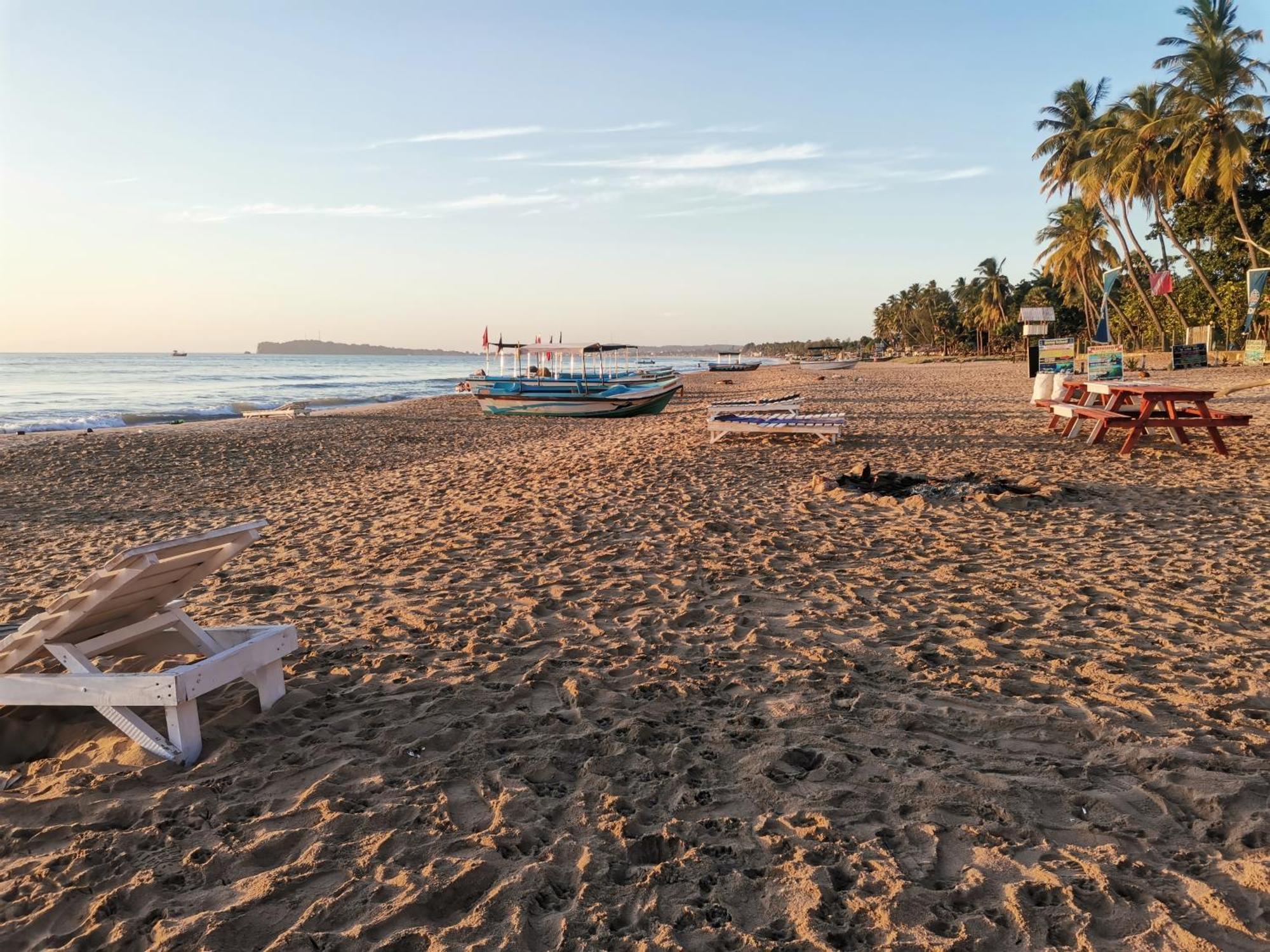 Dot Bey Beach Cabana Trincomalee Buitenkant foto